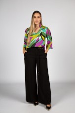 Calas pantalonas com detalhes