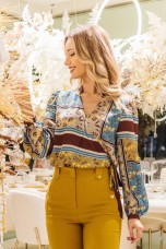 Long-sleeved crossover blouse 