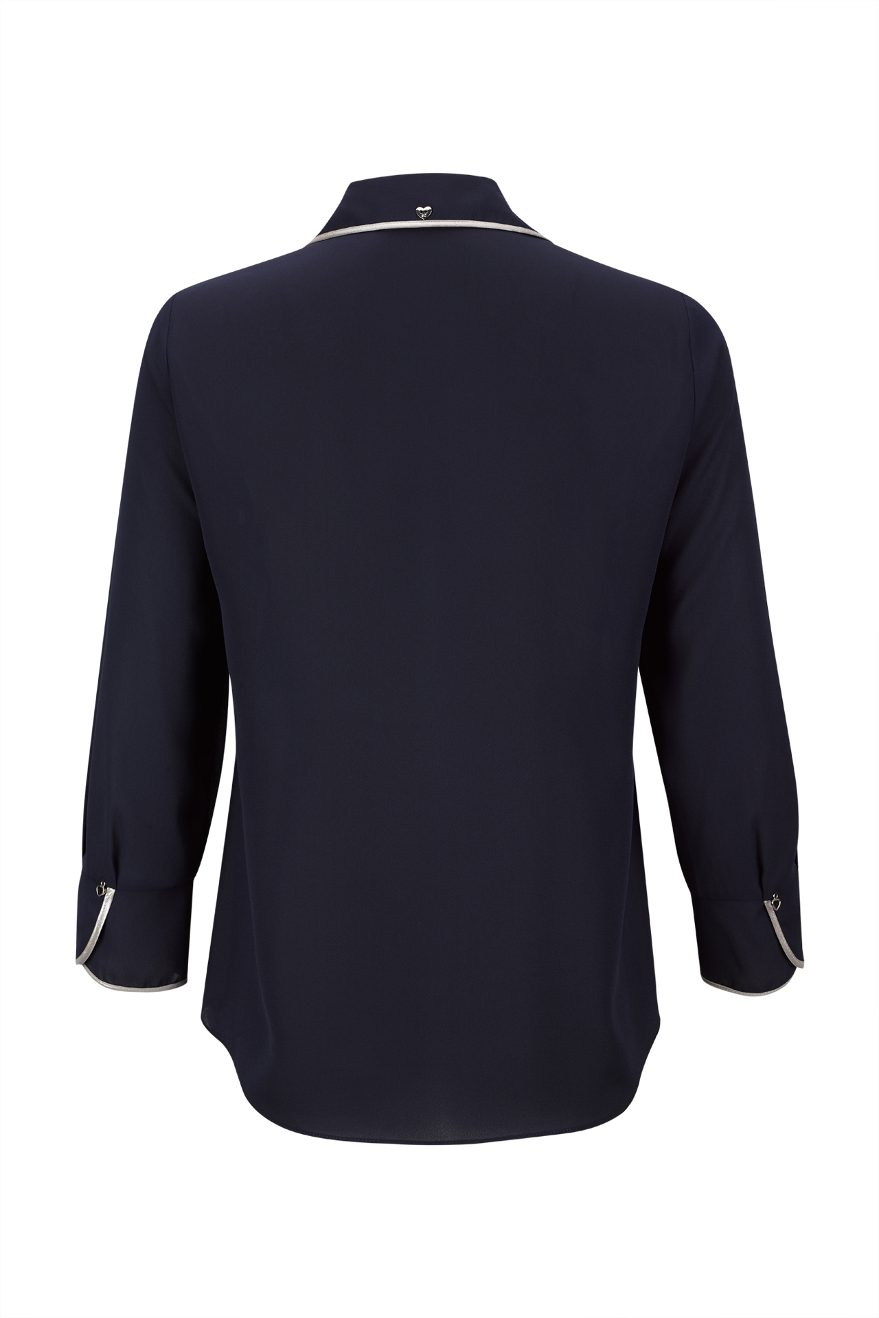 Blusa com botões forrados