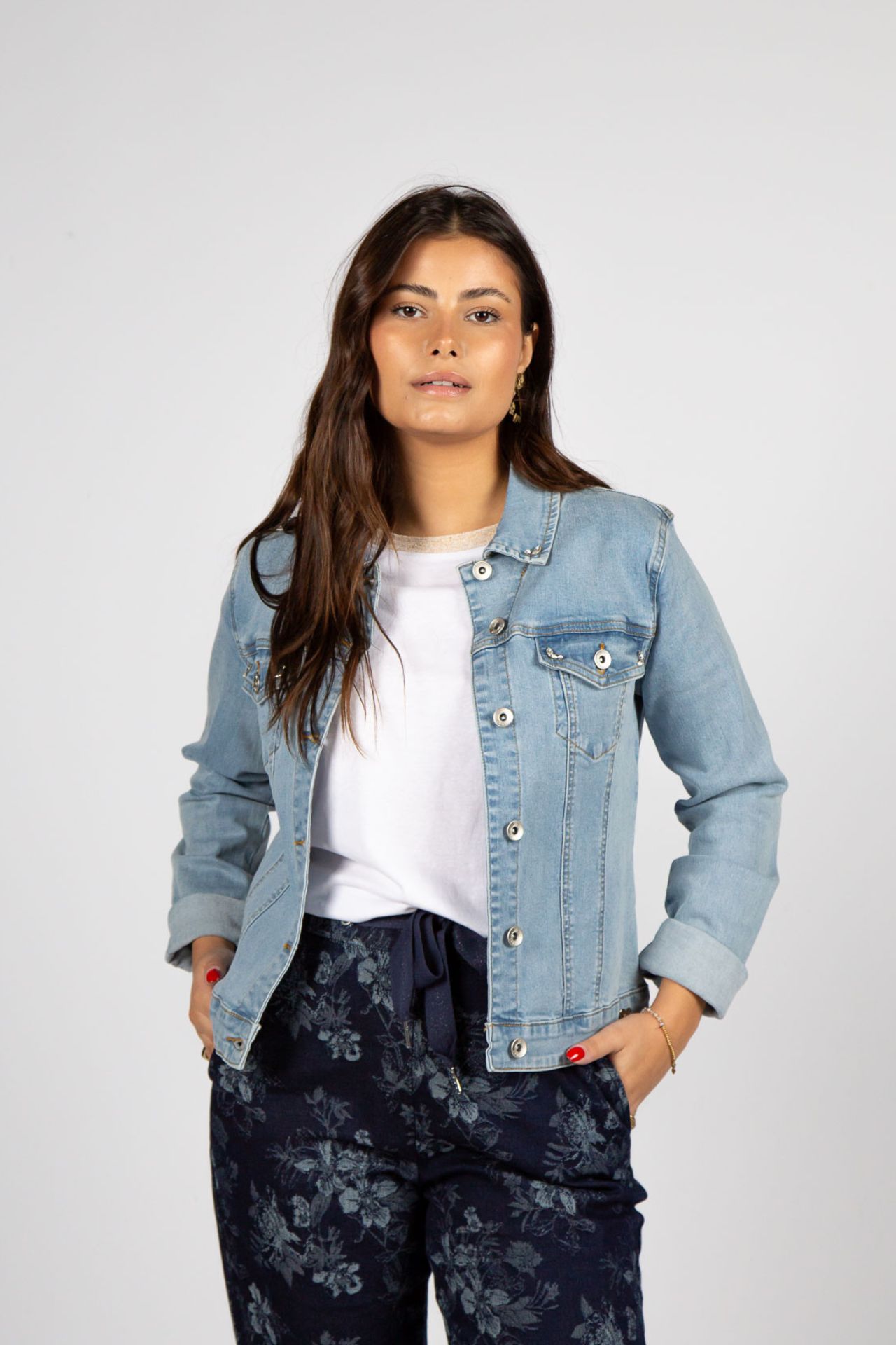 Chaqueta vaquera con brillos