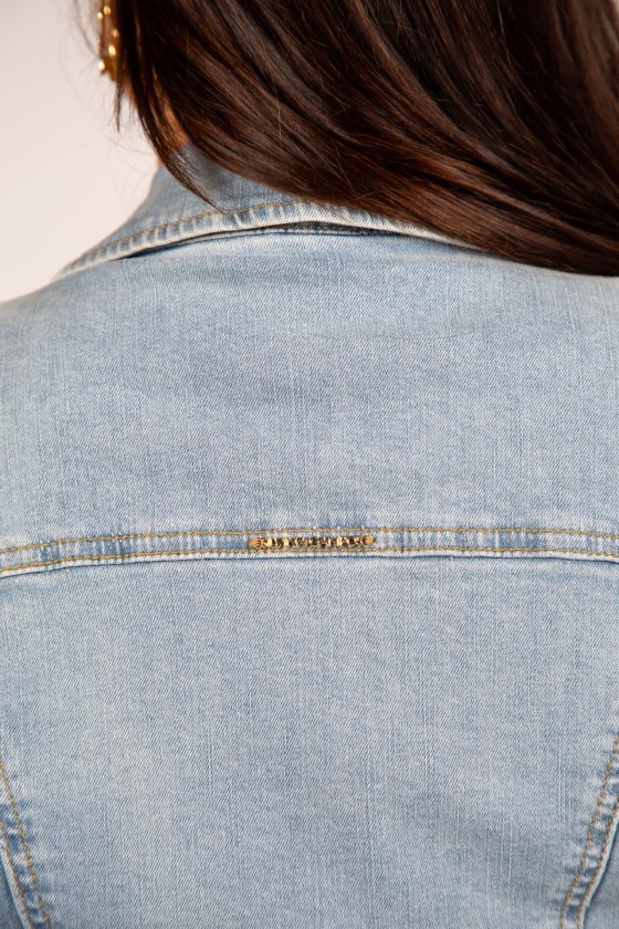 Chaqueta vaquera con brillos