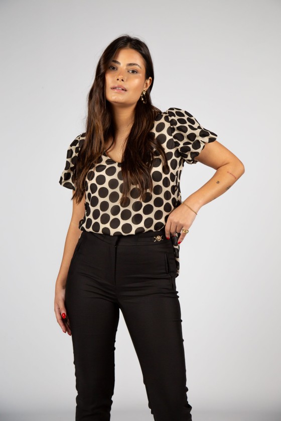 Polka dot shirt with side buttons