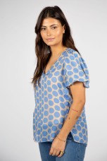 Polka dot shirt with side buttons