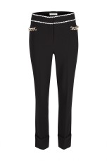 Pantalones con cadena dorada