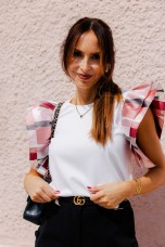 T-shirt mangas folhos