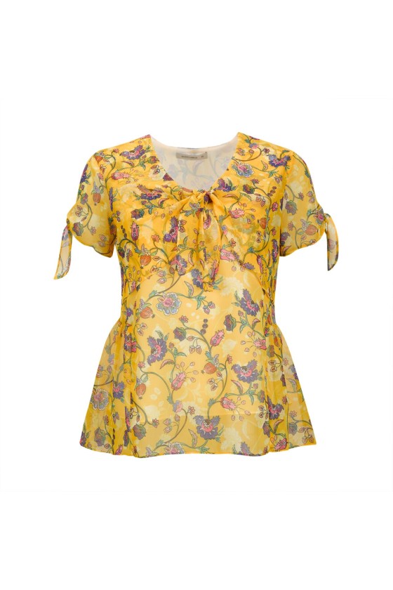 Blouse with laced sleeves