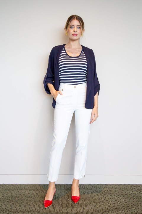 Top de riscas sem mangas