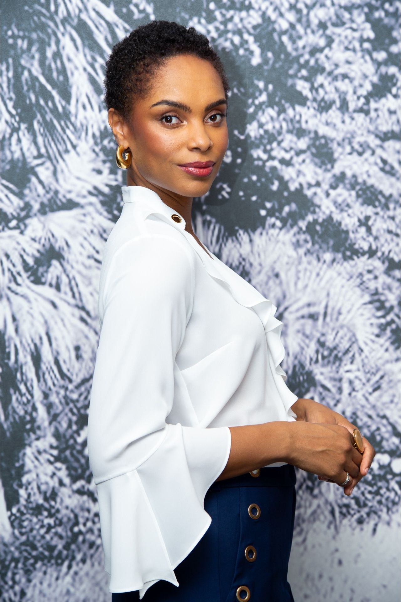V-neck blouse with gathers
