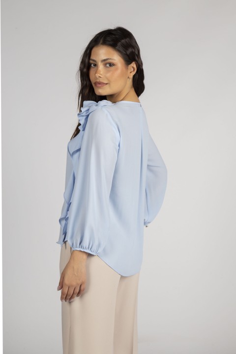 Tnica com flor tridimensional