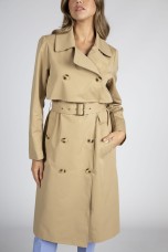 Long-sleeved trench coat with a classic cut
