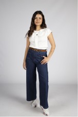 Wide-leg jeans