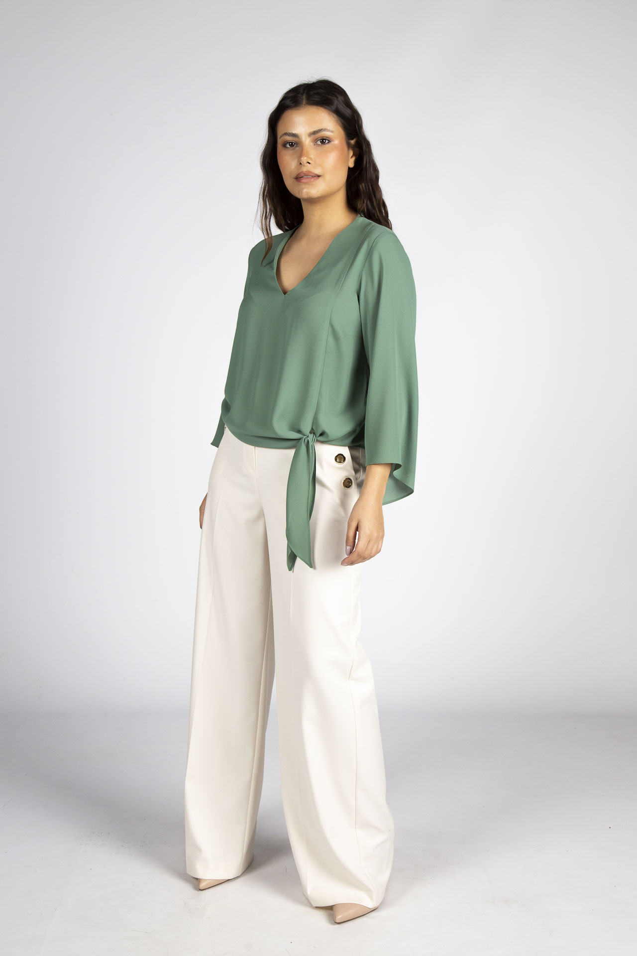 Túnica detalle de nudo