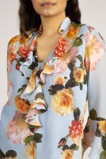 V-neck blouse with gathers