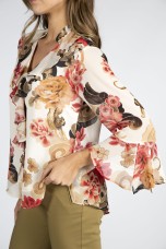 V-neck blouse with gathers