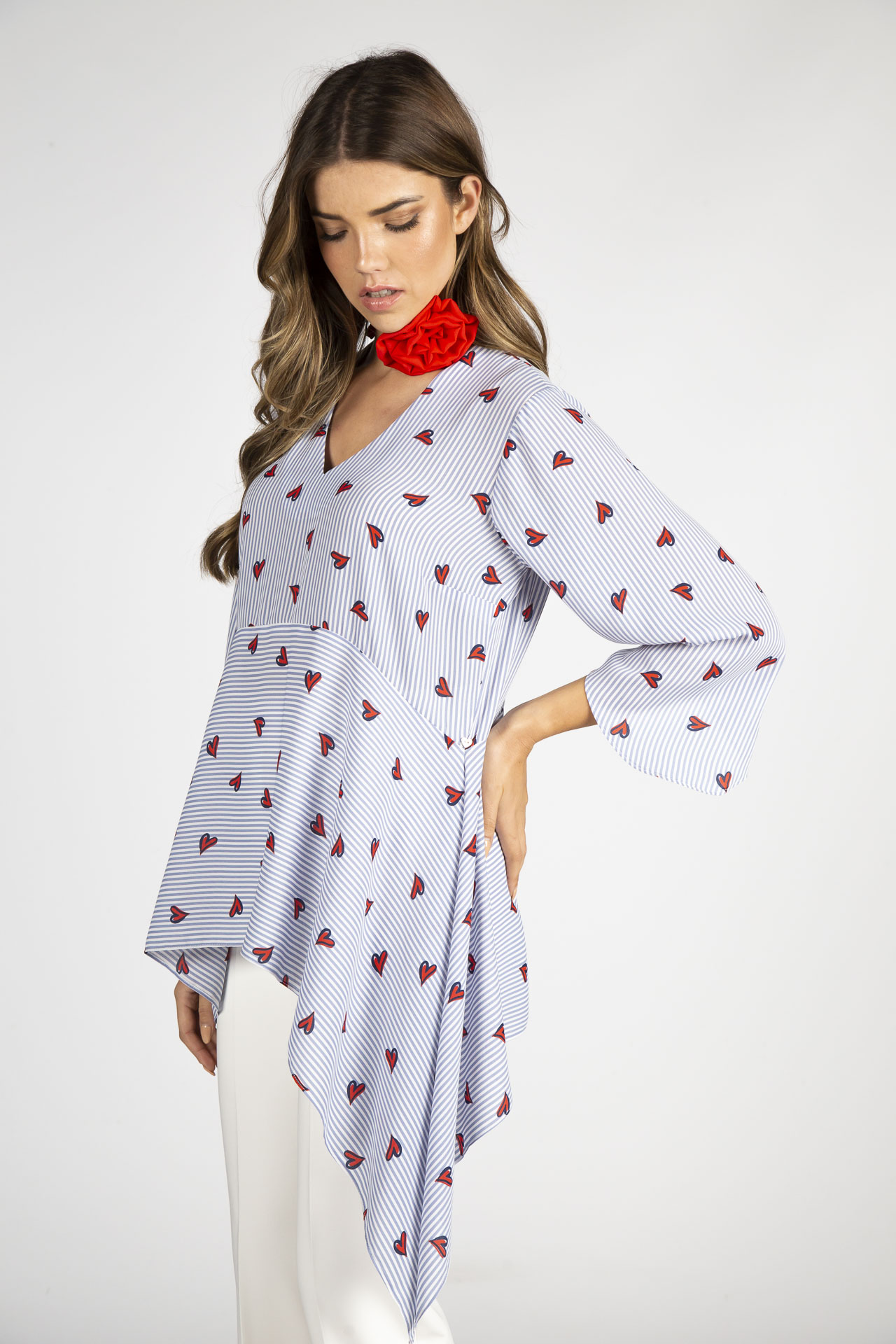 Túnica asimétrica corazones