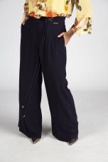 Wide leg pants