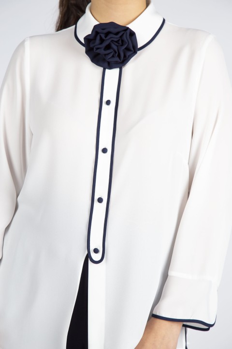 Blusa com botes forrados