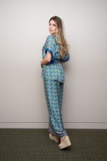 Casaco estilo kimono 