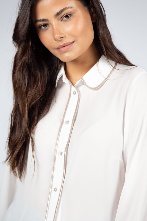 Shirt with lined buttons Shirt with lined buttons