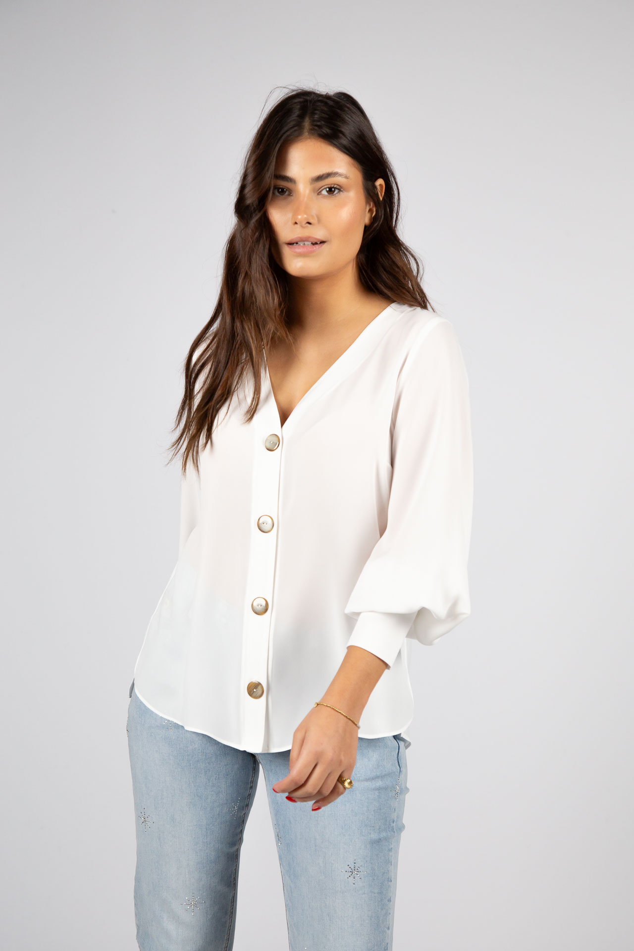 V-neck blouse with long sleeves