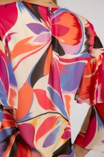 U neck shirt
