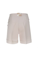 Pantaln corto con botones laterales