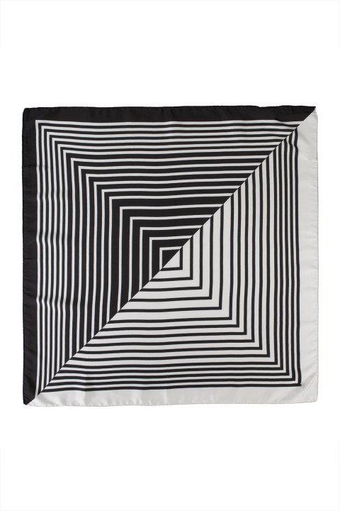 Printed scarf Printed scarf