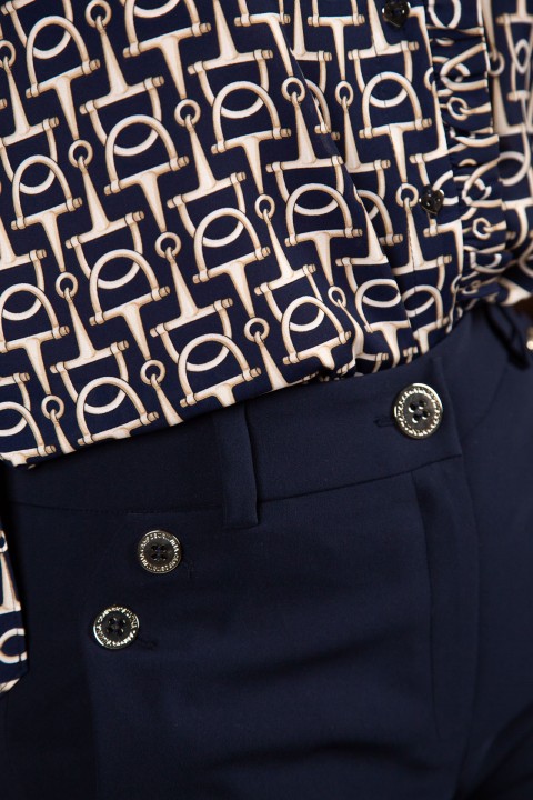 Pantalones clásicos Pantalones clásicos