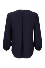 Three-dimensional flower blouse