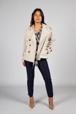 Short trenchcoat