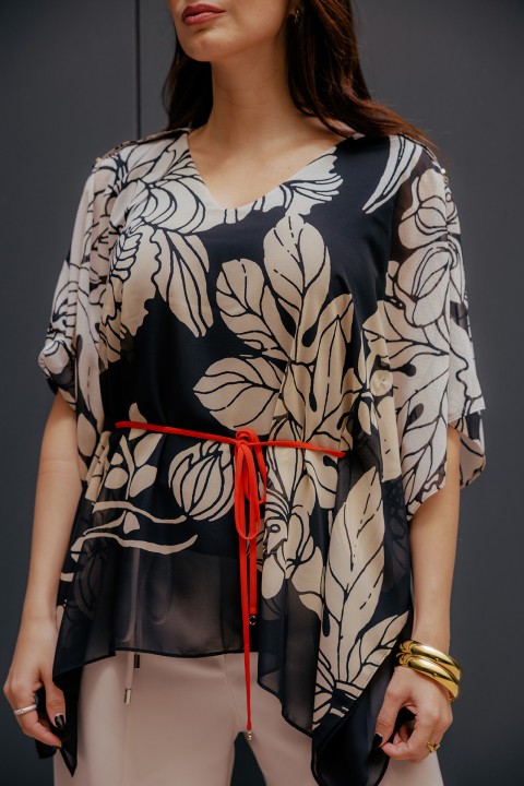Blusa estilo poncho