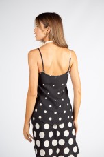 Strap top with lined buttons