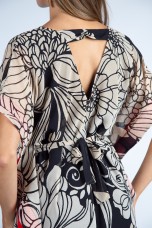 Flowing dress with cape sleeves