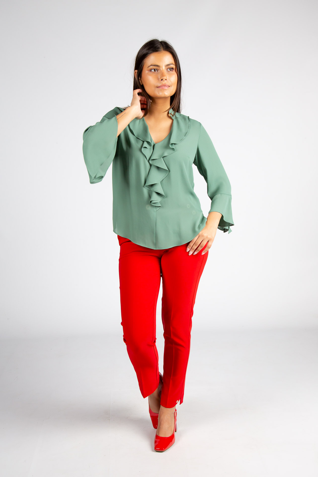 V-neck blouse with gathers