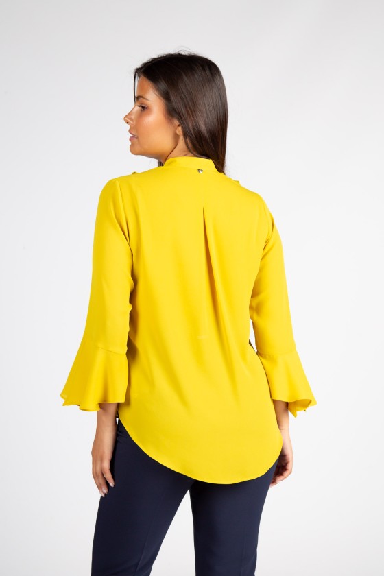V-neck blouse with gathers