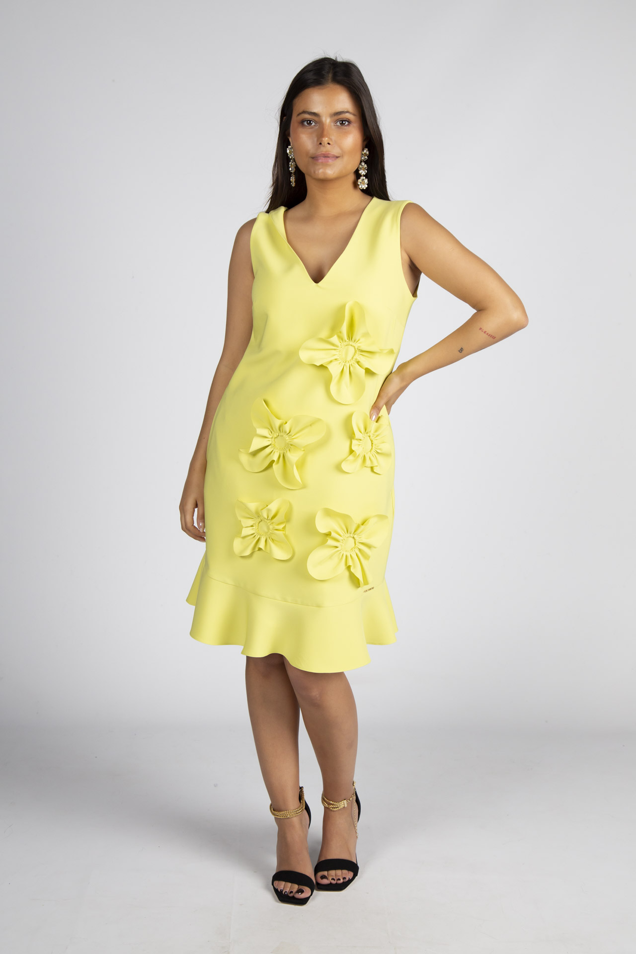 Vestido con flores 3D