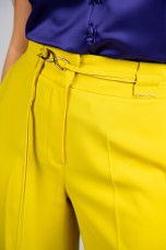Wide leg trousers