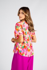 Shortsleeve blouse
