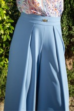 Pleated trousers