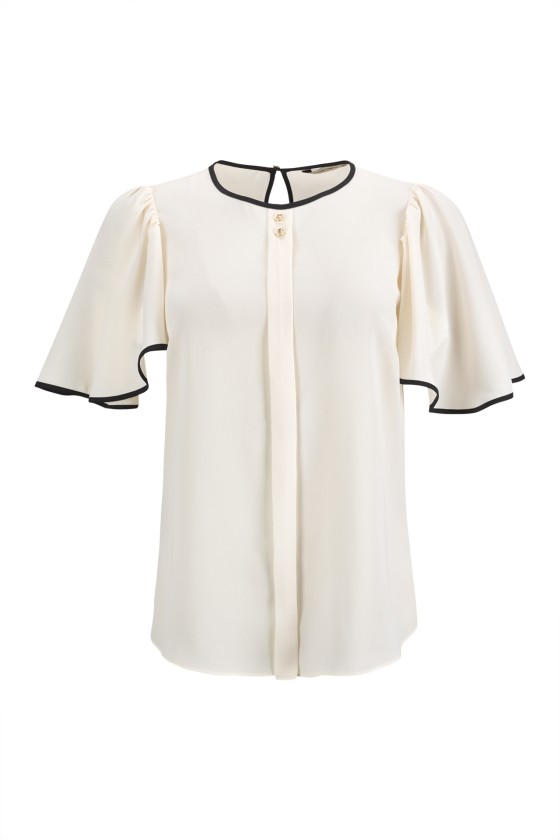 Short-sleeved blouse