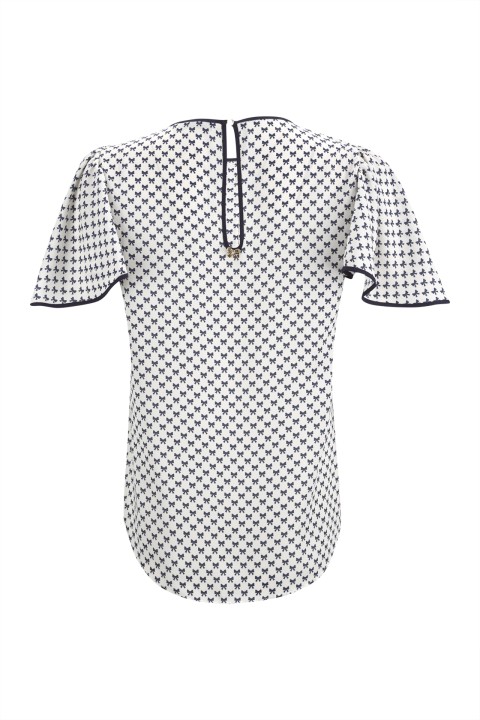 Short-sleeved blouse Short-sleeved blouse