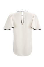 Short-sleeved blouse