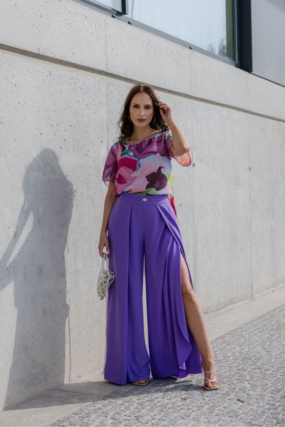 Pantalones con pliegues