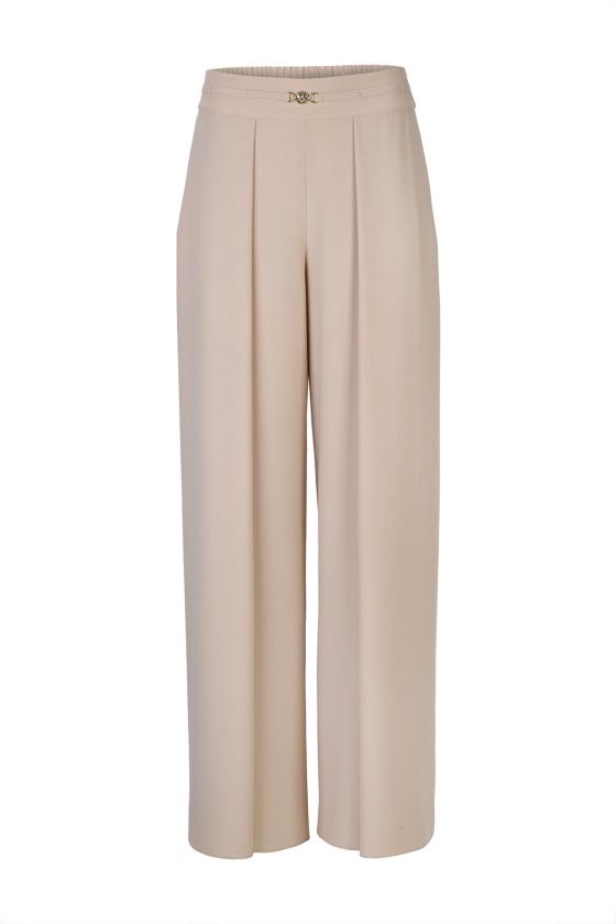 Pleated trousers