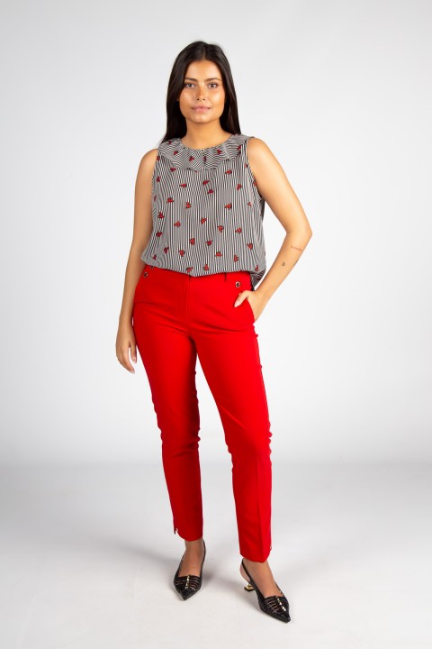 Sleeveless top with ruffle Sleeveless top with ruffle