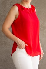 Sleeveless top with ruffle