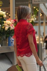 Blusa bordada