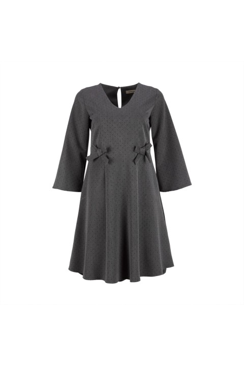 Vestido con corte evas