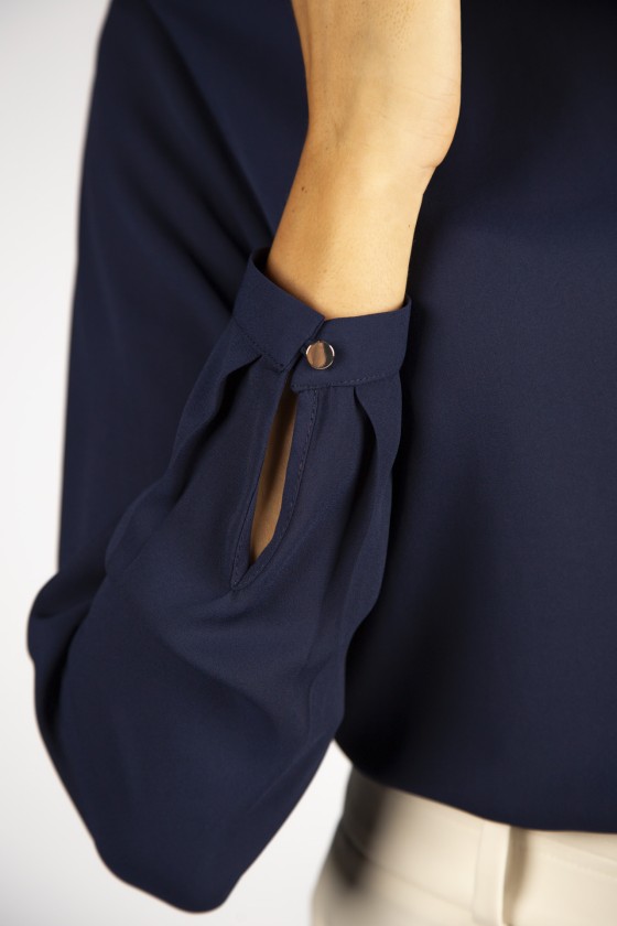 Blusa de corte clásico