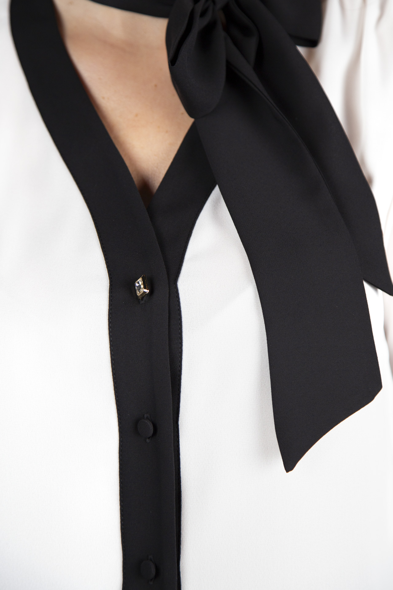 V-neck blouse with bow